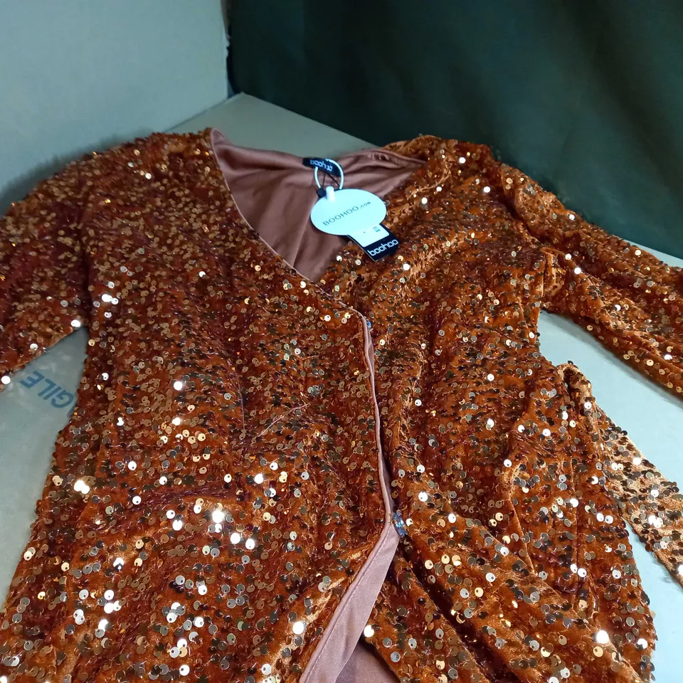 BOOHOO BURNT ORANGE SEQUIN WRAP BETED MIDI DRESS - SIZE 14