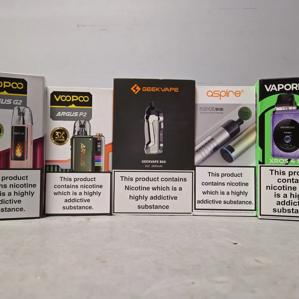 BOX OF APPROXIMATELY 15 ASSORTED E-CIGARETTES TO INCLUDE - VAPORESSO , GEEK VAPE , ASPIRE ETC