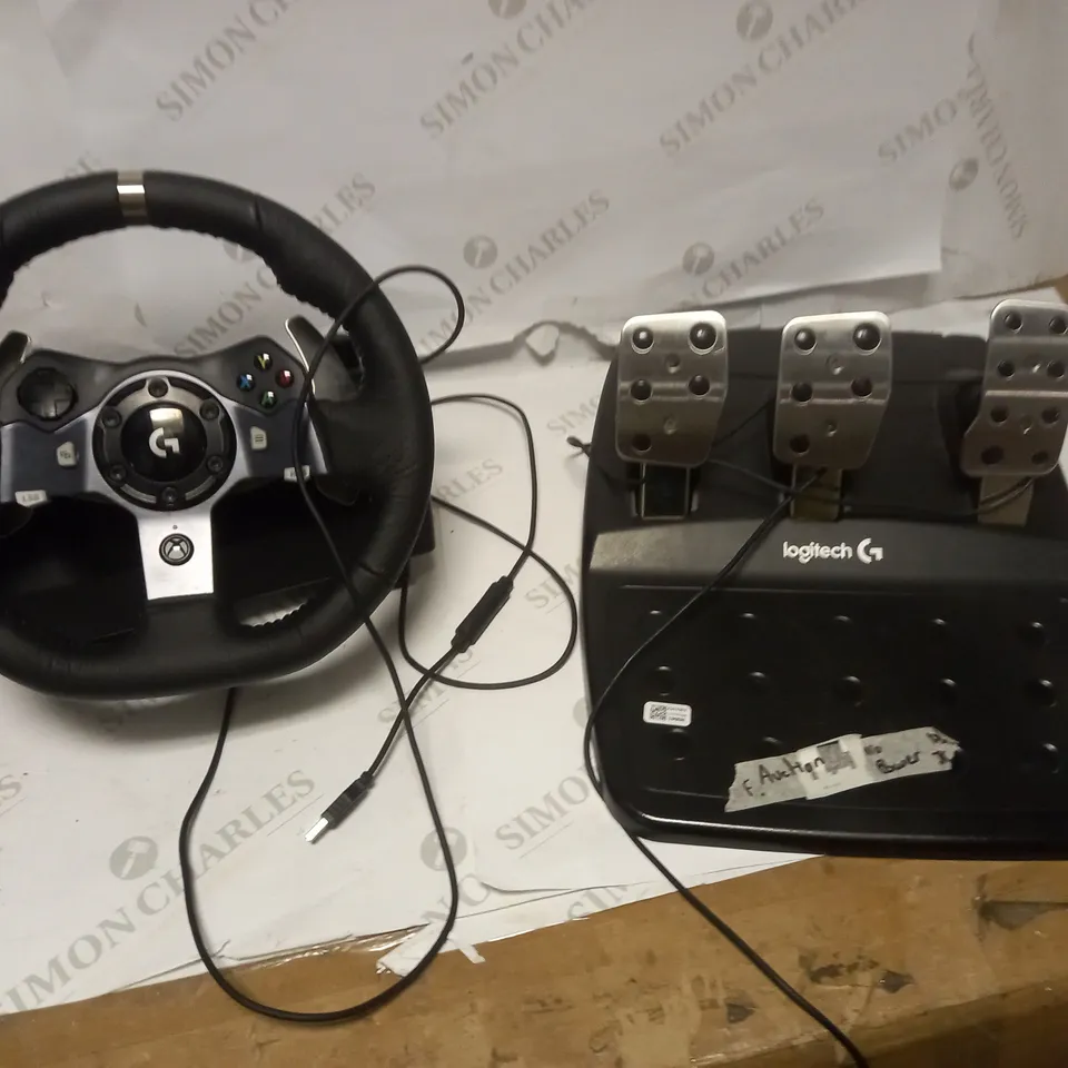 LOGITECH G29 DRIVING FORCE RACING WHEEL FOR PLAYSTATION