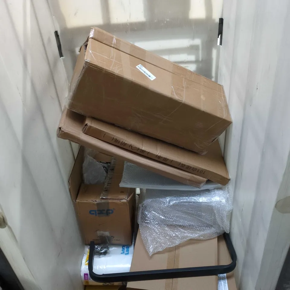 CAGE OF APPROXIMATELY 10 ASSORTED HOUSEHOLD ITEMS TO INCLUDE: FUEL CAN AND MONITOR DESK MOUNT