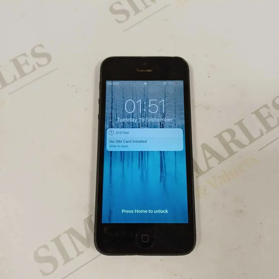 APPLE IPHONE 5 (A1429) 