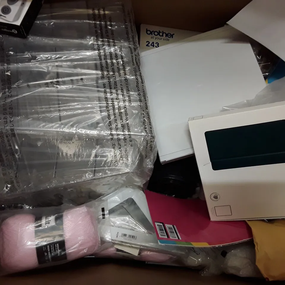 PALLET TO CONTAIN AN ASSORTMENT OF HOUSEHOLD ITEMS TO INCLUDE PORTABLE MONITOR, HEADPHONES, GAMES AND CLOTHING ECT