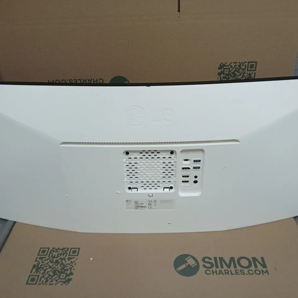 LG CURVED ULTRAWIDE COMPUTER MONITOR – MODEL 38WQ88C