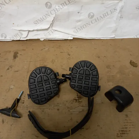 REPLACEMENT SCREW ON SHOE SOLES