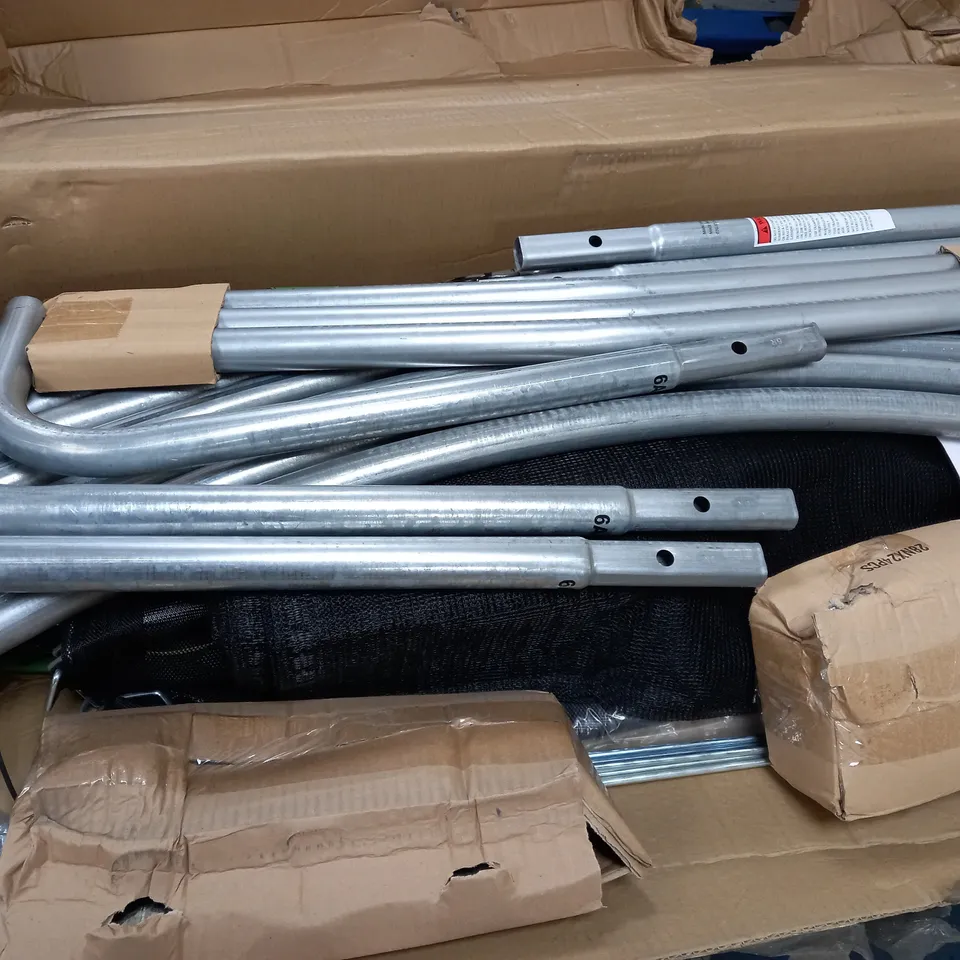 SPORTSPOWER 8FT TRAMPOLINE