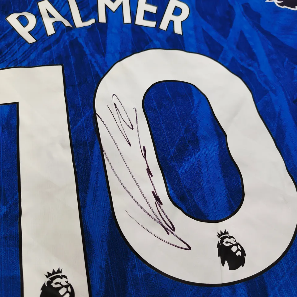 CHELSEA FC NIKE FOOTBALL SHIRT – PALMER 10 - SIGNED - SIZE M