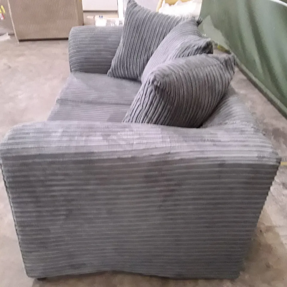 QUALITY DESIGNER 2 SEATER SOFA - GREY VELVET FABRIC 
