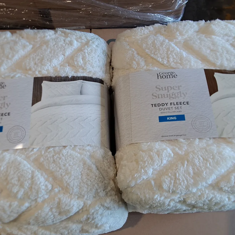 LOT OF 3 SUPER SNUG KING TEDDY FLEECE DUVET BEDDING SETS