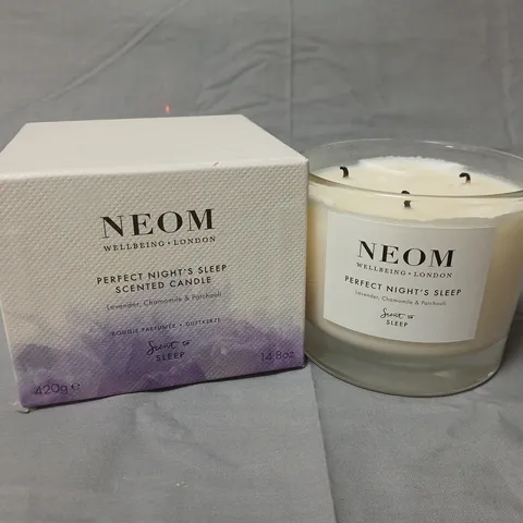 BOXED NEOM PERFECT NIGHT'S SLEEP SCENTED CANDLE - 420G (WELLBEING LONDON)