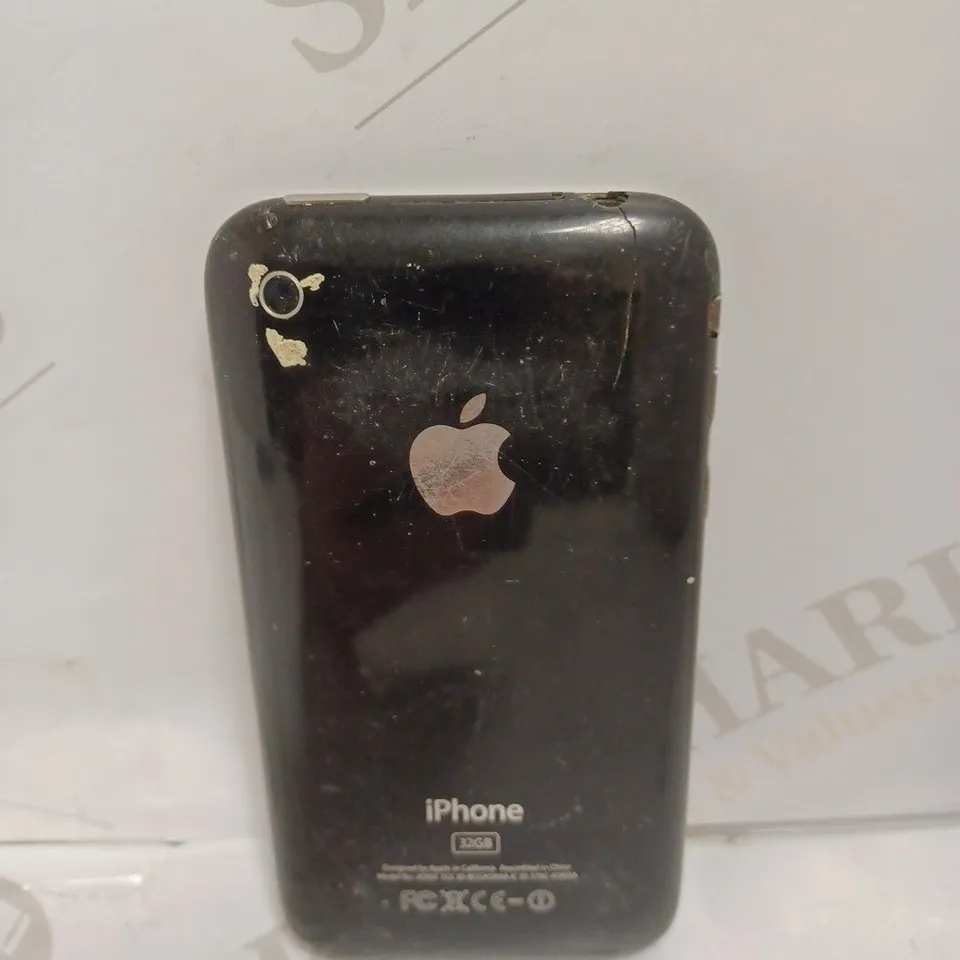APPLE IPHONE 3GS - BLACK 32GB