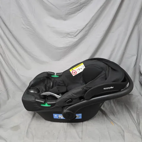 INFANT CAR SEAT, I-SIZE, BLACK, WITH CARRY HANDLE