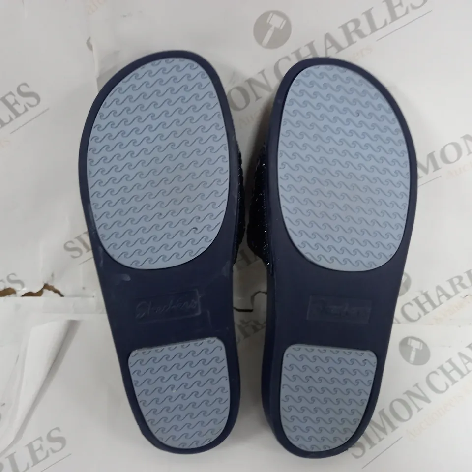 SKECHERS BLUE SLIDERS - 6