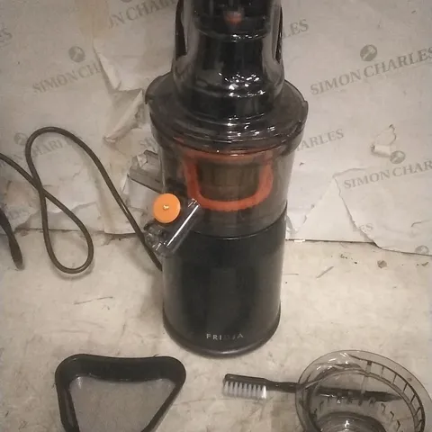 BOXED FRIDJA F1900 WHOLE FRUIT JUICER