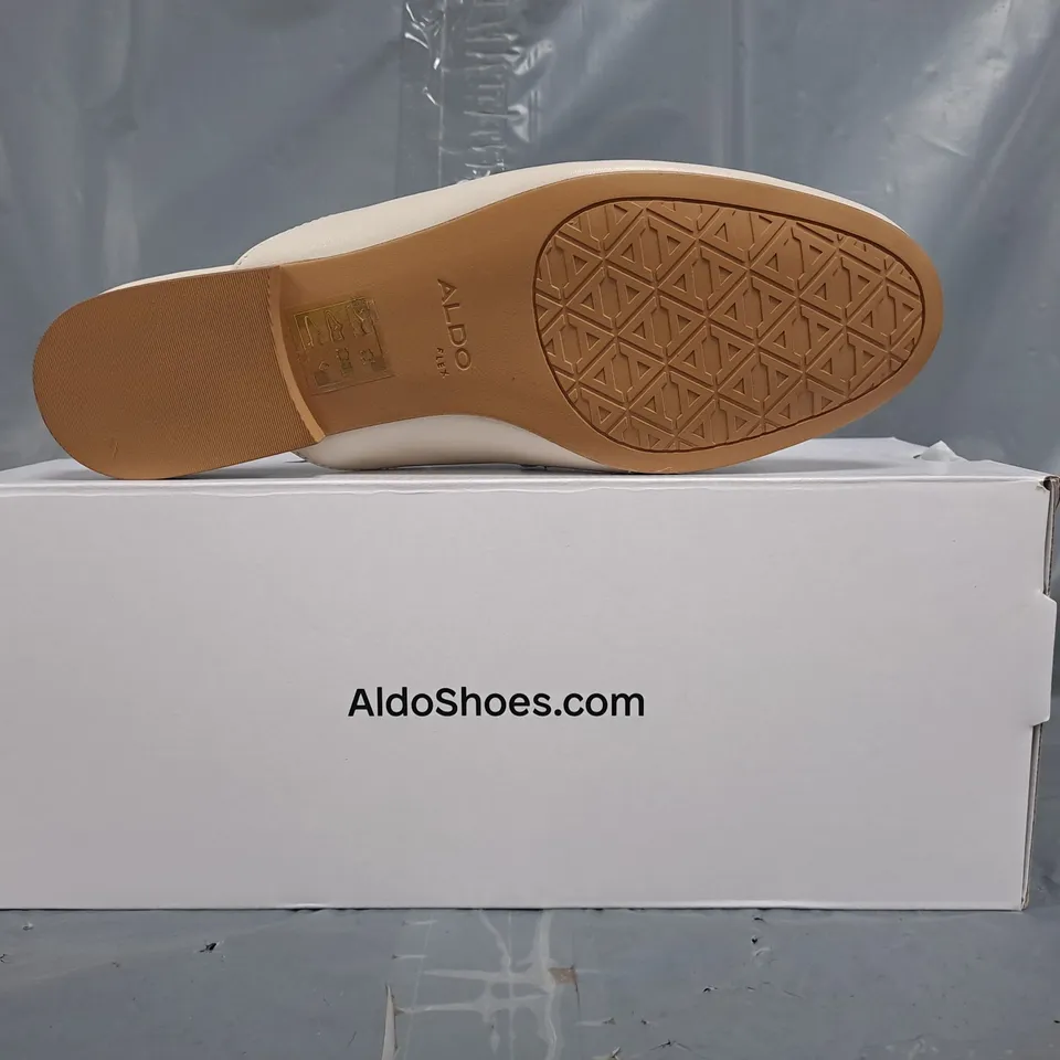 BOXED PAIR OF ALDO OPEN BACK SLIP-ON LOAFERS IN CREAM W. GOLD EFFECT DETAIL SIZE UK 4