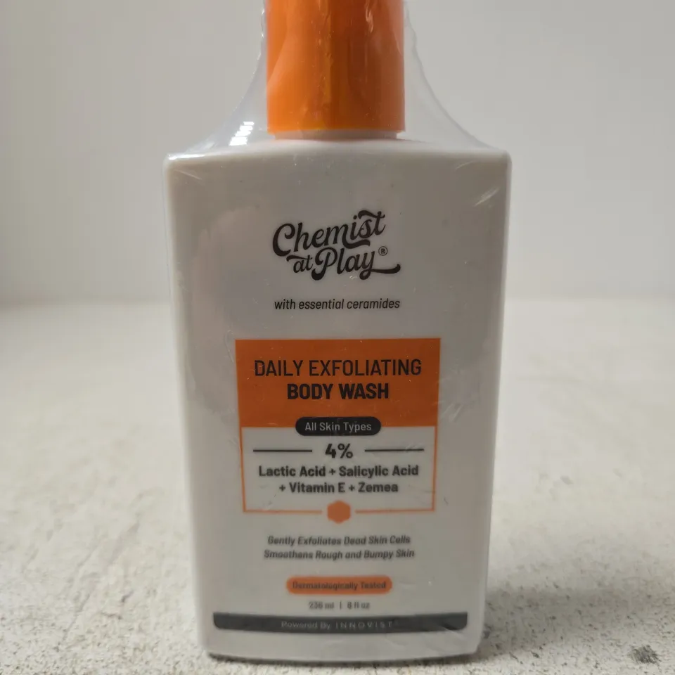 CHEMIST AT PLAY DAILY EXFOLIATING BODY WASH – 236 ML