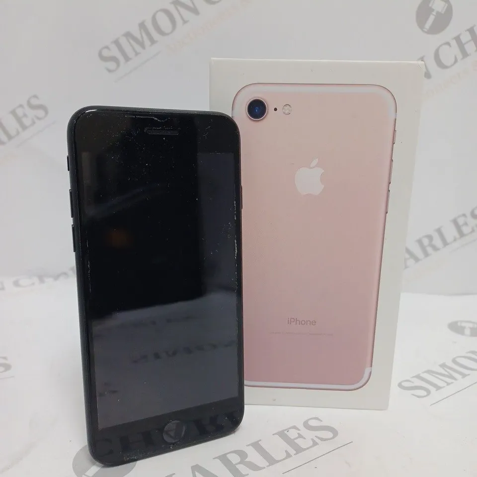 APPLE IPHONE 7 (A1778) SMARTPHONE