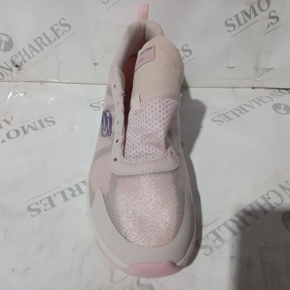 PAIR OF SKECHERS TRAINERS IN PALE PINK SIZE 6