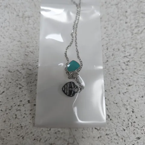 TIFFANY & CO. TURQUOISE PENDANT NECKLACE ON SILVER CHAIN β BOXED