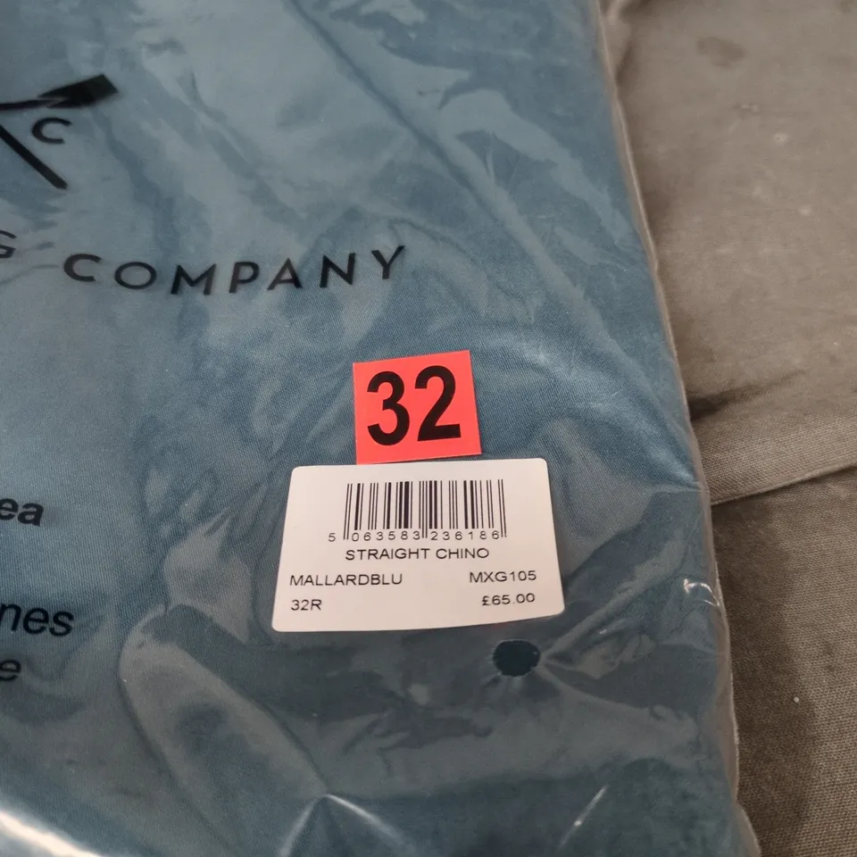 BAGGED CREW CLOTHING COMPANY STRAIGHT CHINO 32R MALLARD BLUE