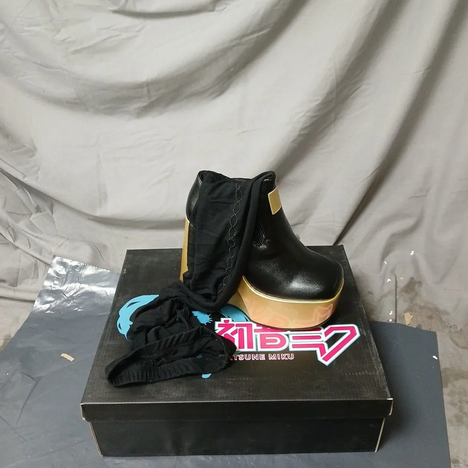 KOI MERINGUE LUKA PLATFORM FISHNET BOOTS BLACK BOXED SIZE 3