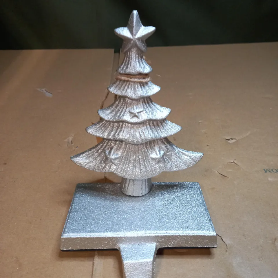 DIBOR CAST IRON CHRISTMAS TREE STOCKING HOLDER 