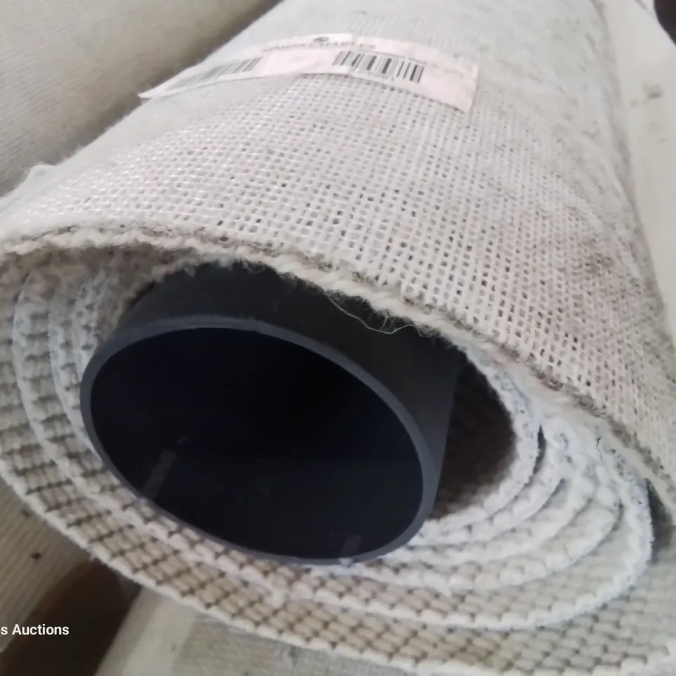 ROLL OF QUALITY CREAM CARPET 4M × 3.23M
