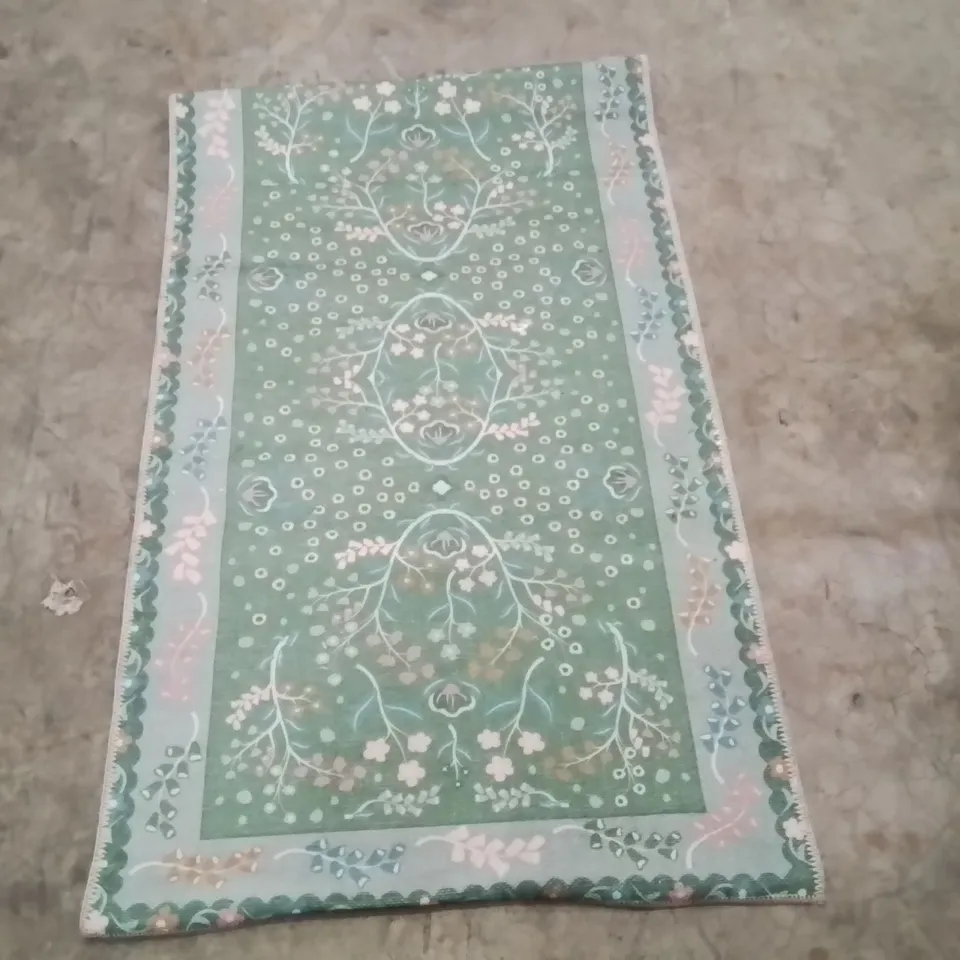 QUALITY DESIGNER AREA RUG - APPROXIMATELY 160X80CM