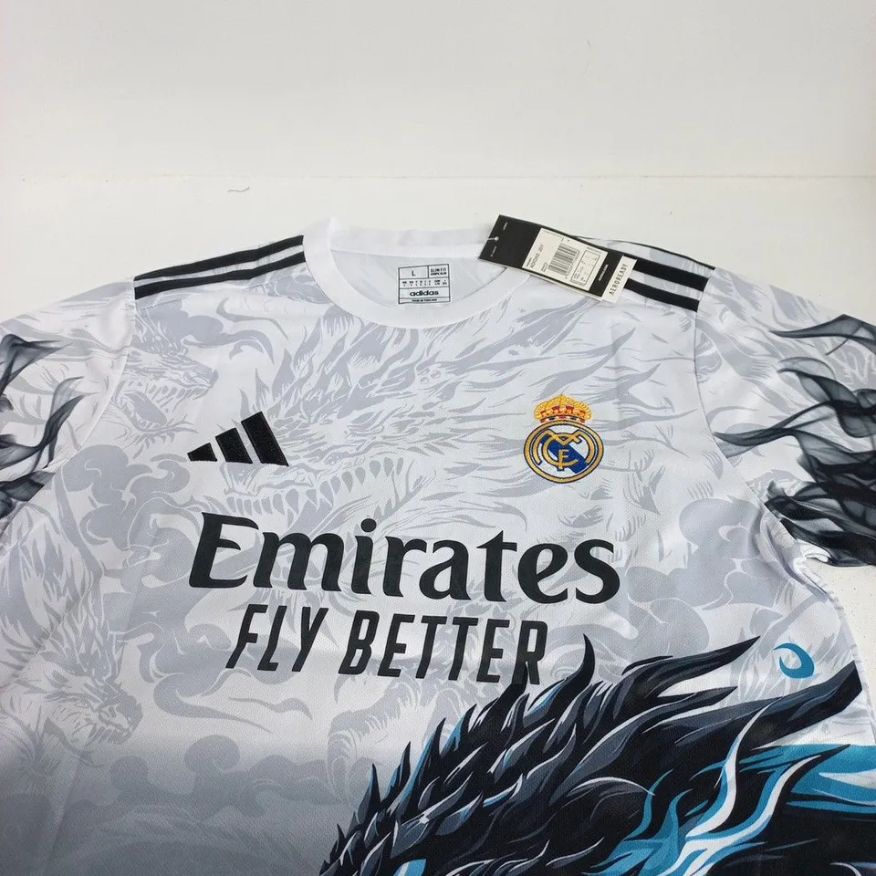 ADIDAS REAL MADRID FOOTBALL SHIRT – SIZE L