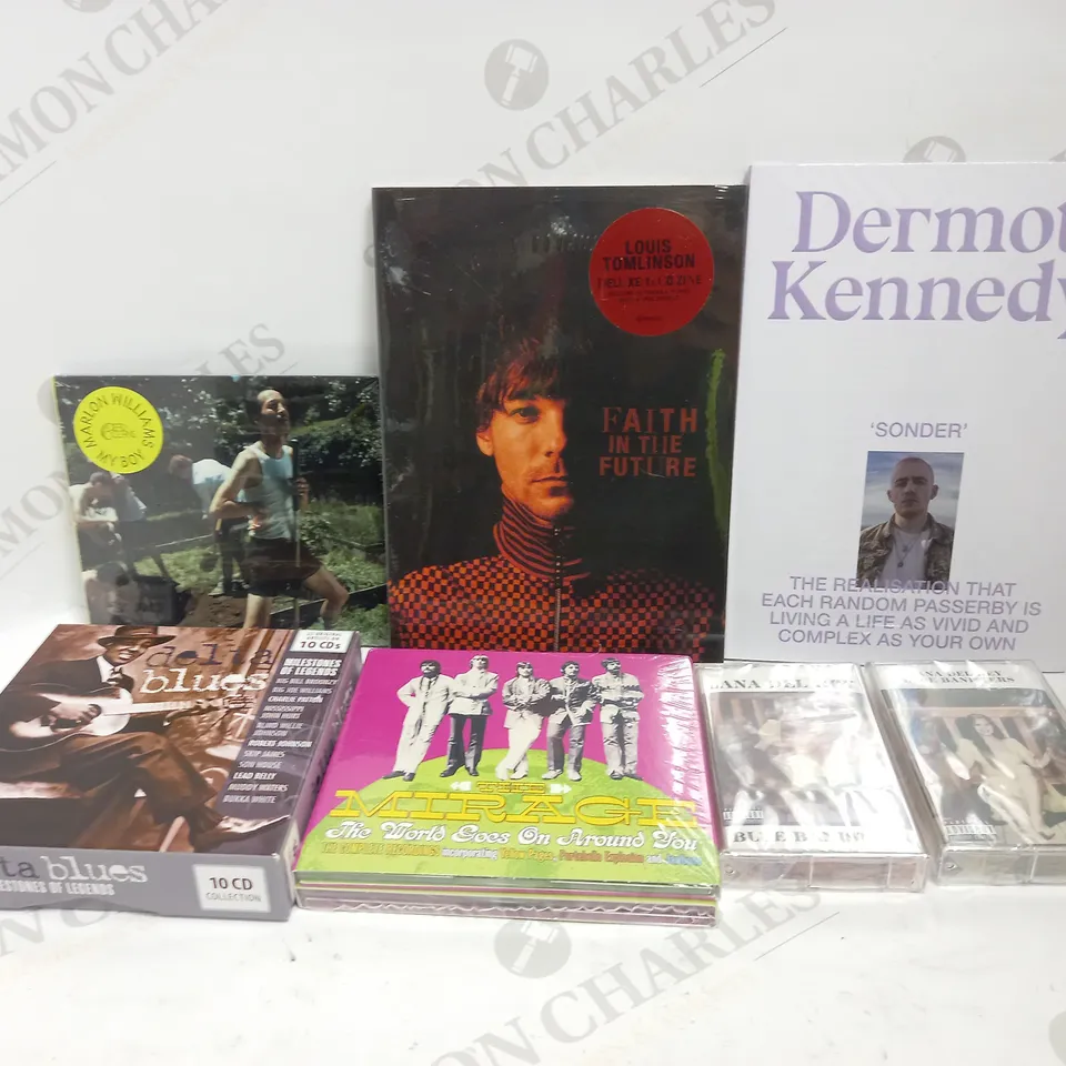 LOT OF APPROXIMATELY 80 CDS & CASSETTES, TO INCLUDE LOUIS TOMLINSON, LANA DEL REY, THE MIRAGE, ETC