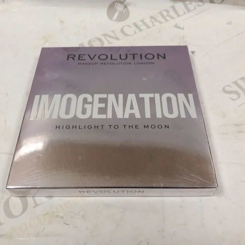 APPROXIMATELY 8 REVOLUTION MAKEUP REVOLUTION LONDON IMOGENATION HIGHLIGHT TO THE MOON