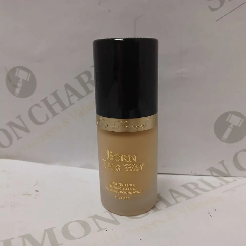TOO FACED - BORN THIS WAY NATURAL FINISH FOUNDATION