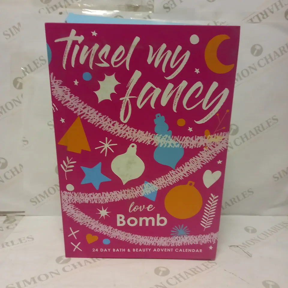BOMB COSMETICS - BATH AND BEAUTY ADVENT CALENDAR