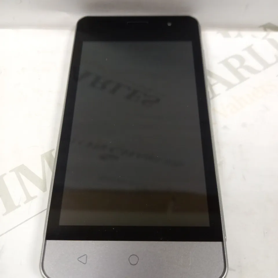 IMO Q SMARTPHONE