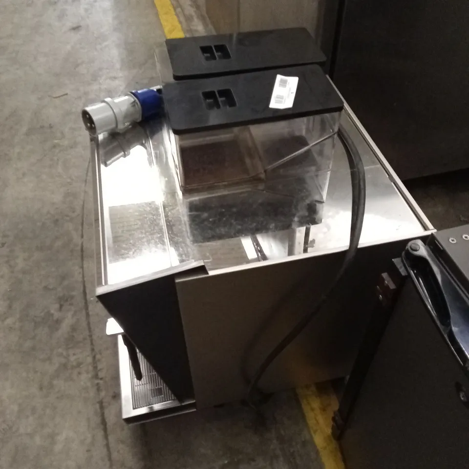 BLACK & WHITE 3 AUTO COFFEE MACHINE