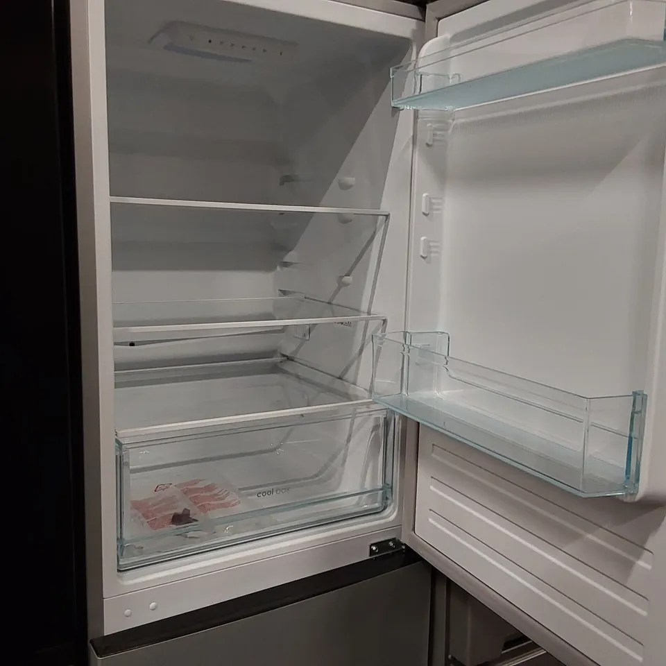 CANDY LOW FROST 50/50 FRIDGE FREEZER IN SILVER, MODEL: CCT3L517ESK
