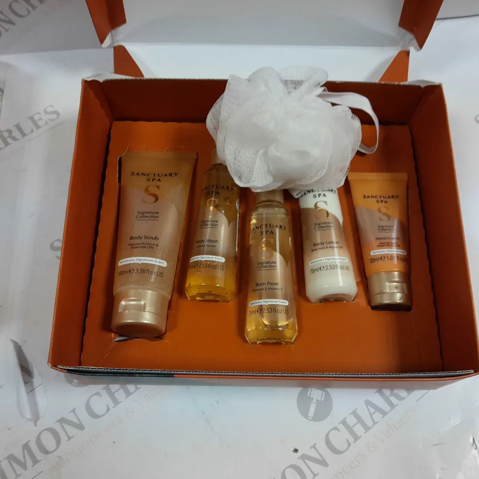 BOXED SANCTUARY SPA PERFECT PAMPER PARCEL 