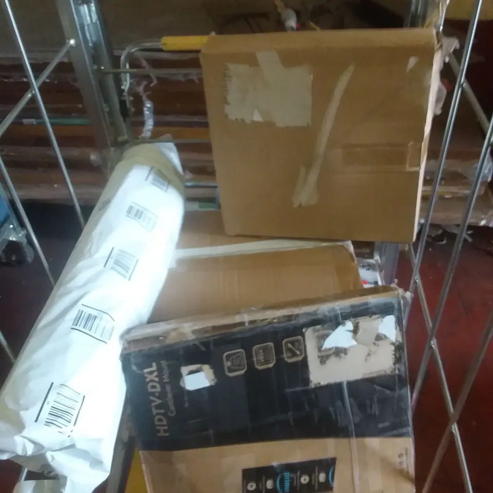 CAGE OF ASSORTED ITEMS INCLUDING, KIDS BALANCE BIKE , CHILDRENS INDOOR PLAYHOUSE AND MIRROR