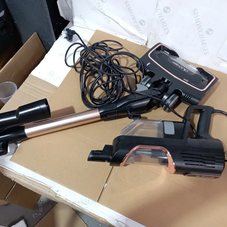 SHARK CORDED STICK VACUUM HZ500UKT