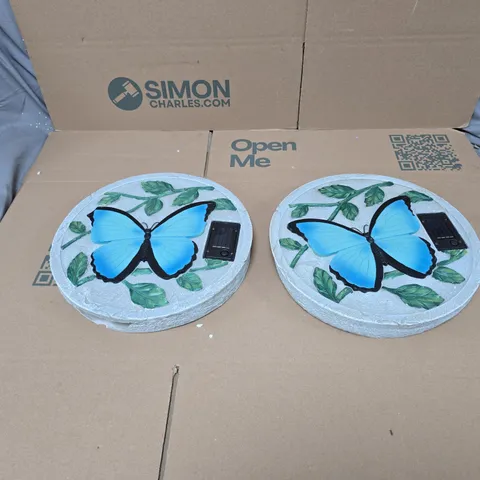 GARDEN REFLECTIONS SET OF TWO SOLAR DECORATIVE PLAQUES 