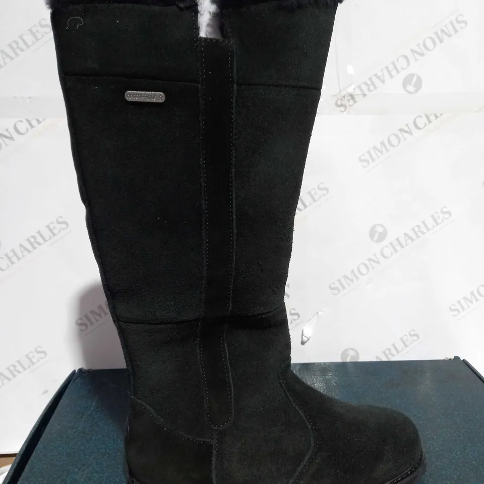 BOXED EMU AUSTRALIA "MOONTA" WATERPROOF KNEE LEATHER BOOTS, BLACK - SIZE 5