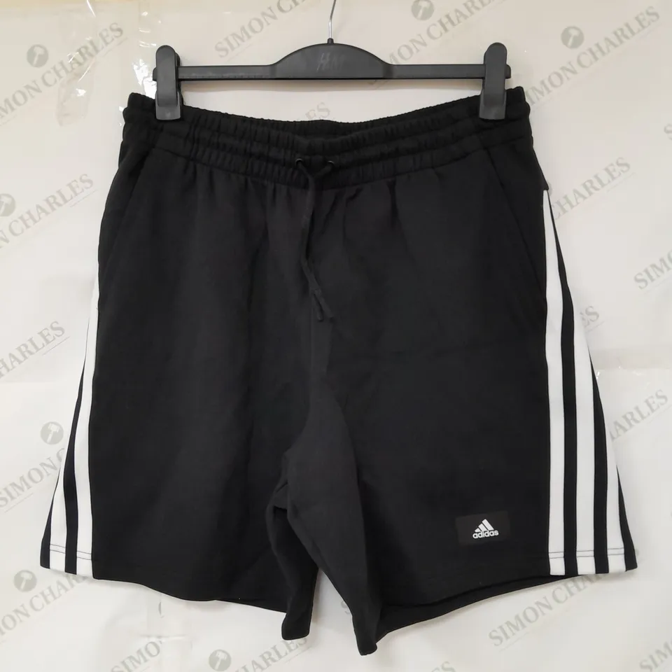 ADIDAS TRAINING SHORTS IN BLACK SIZE XL