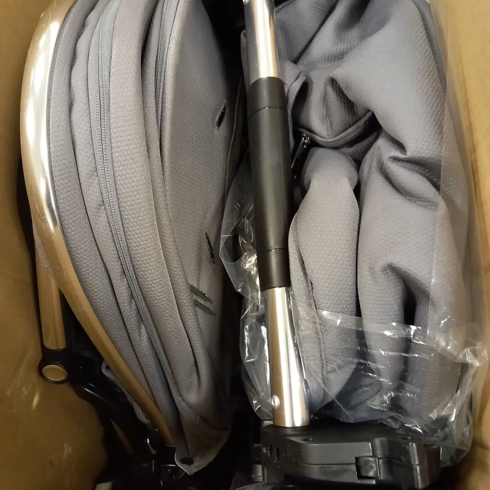MAMAS & PAPAS OCARRO PUSHCHAIR/STROLLER RRP £849.99