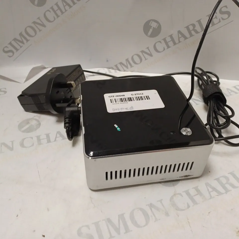 INTEL NUC5I5MYHE MINI PC