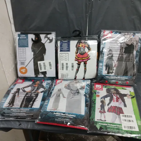 8 ASSORTED HALLOWEEN COSTUMES IN VARIOUS SIZES 