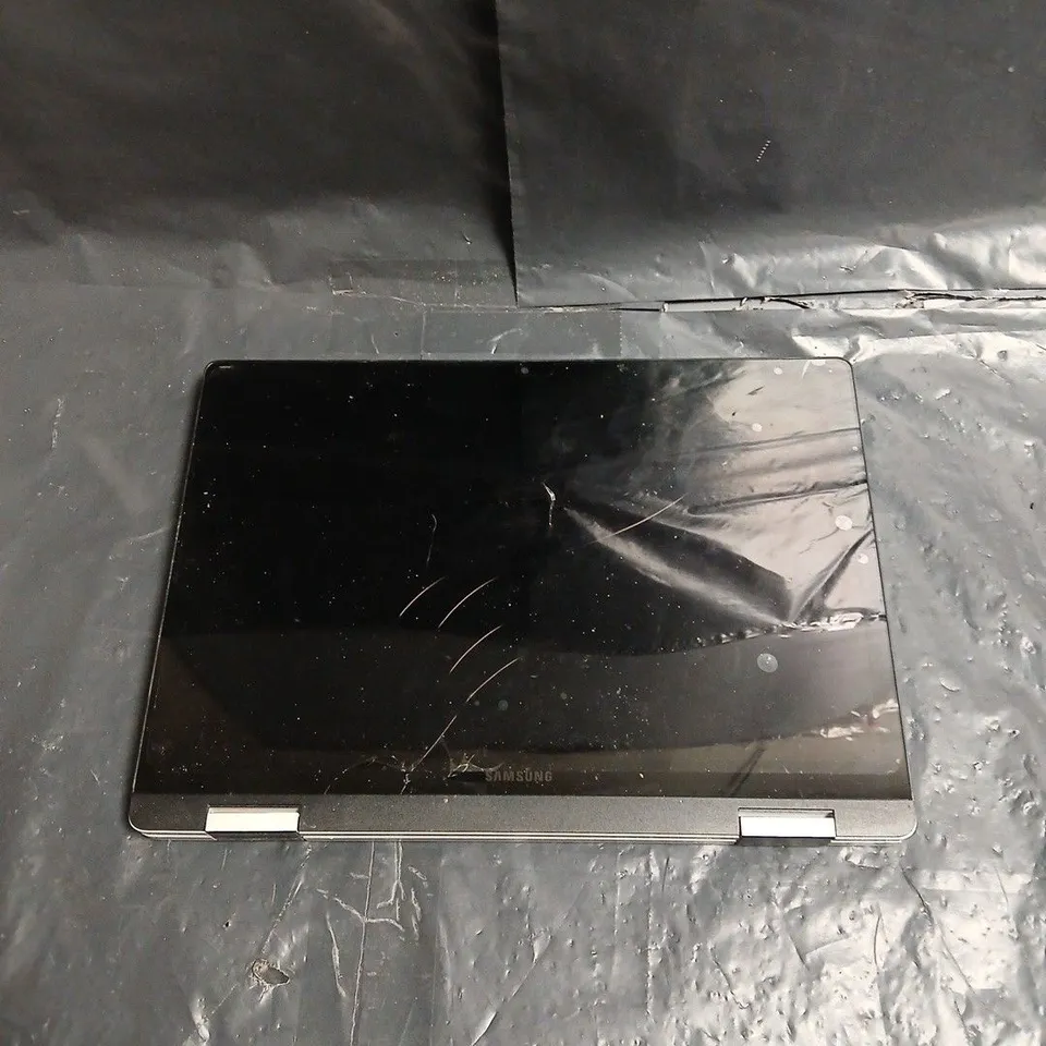 SAMSUNG CHROMEBOOK LAPTOP – CHROME OS, MODEL XE525QEA
