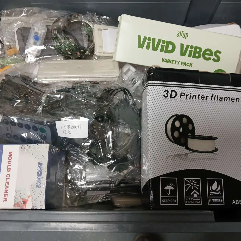 APPROXIMATELY 15 ASSORTED HOUSEHOLD ITEMS TO INCLUDE 3D PRINTER FILAMENT, AIR VIVID VIBES VARIETY PACK, WINE STOPPER, ETC