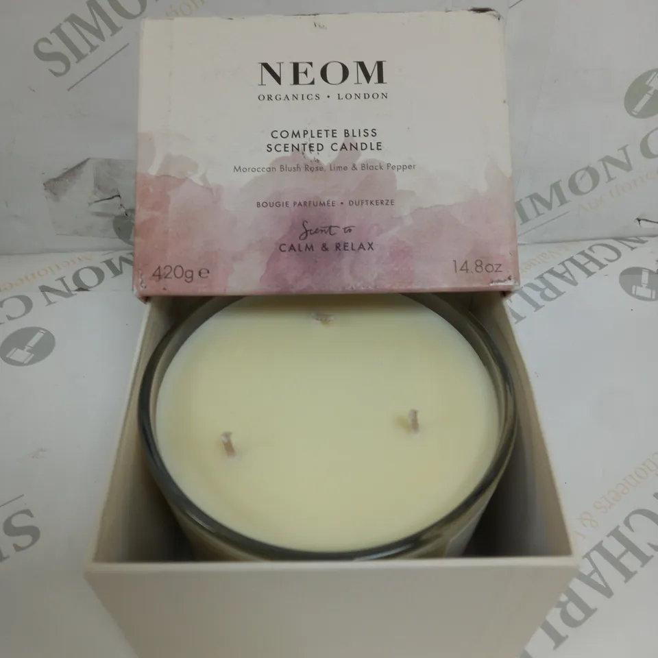 NEOM LONDON SCENTED CANDLE 
