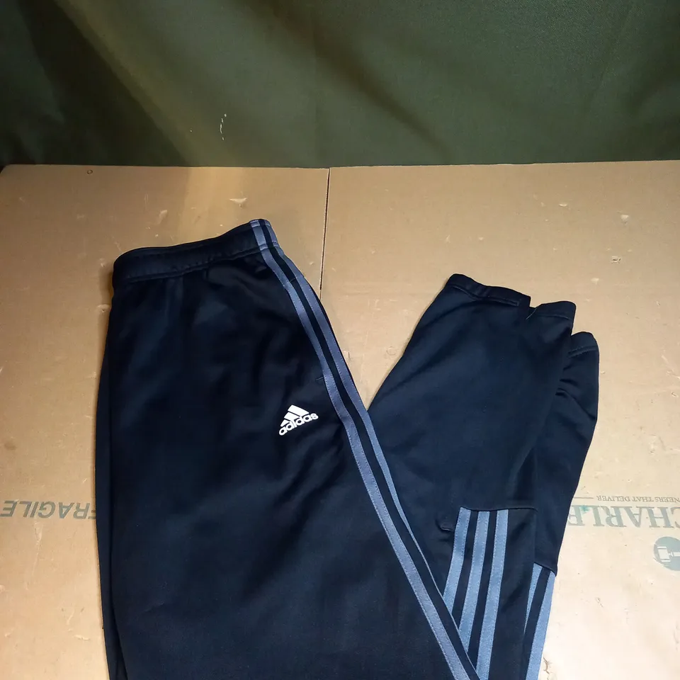ADIDAS THREE STRIPED TRACKSUIT BOTTOMS SIZE XL