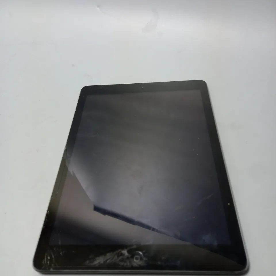 APPLE A1474 IPAD AIR 