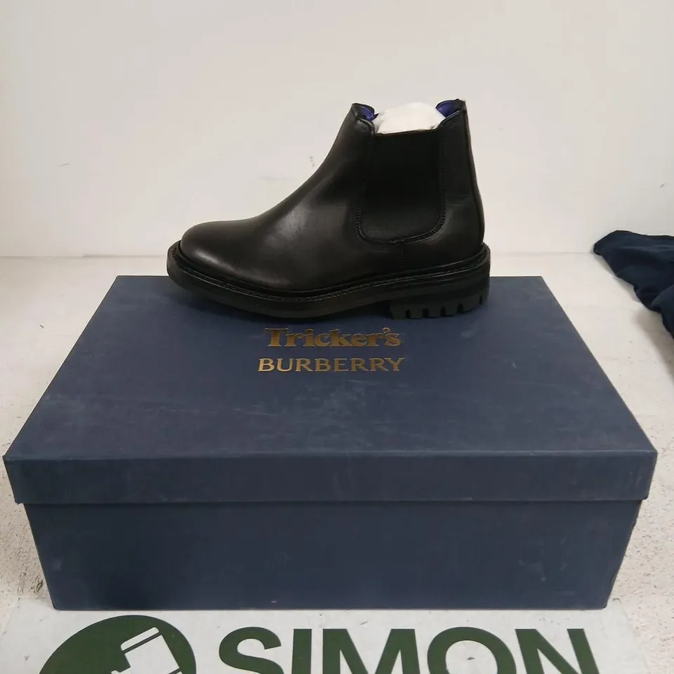 TRICKER'S BURBERRY ANKLE BOOTS – BLACK LEATHER, CHELSEA STYLE, UK 2